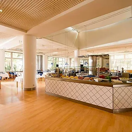 Baltic - Mit Meerwasserpool Und Thermalbad Otel 4*
