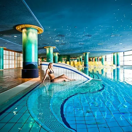 Baltic - Mit Meerwasserpool Und Thermalbad מלון צינוביץ