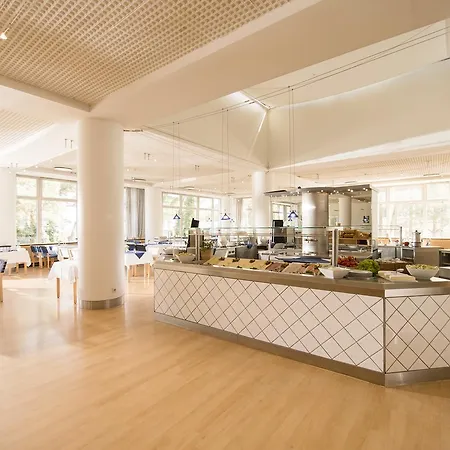 Baltic - Mit Meerwasserpool Und Thermalbad Zinnowitz